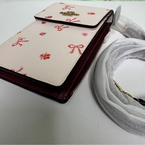 coach North South Phone Crossbody With Bow Print cn780 - Picture 4 of 7